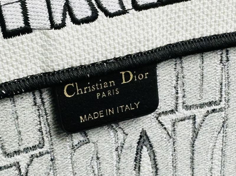 Christian Dior Shopping Bags